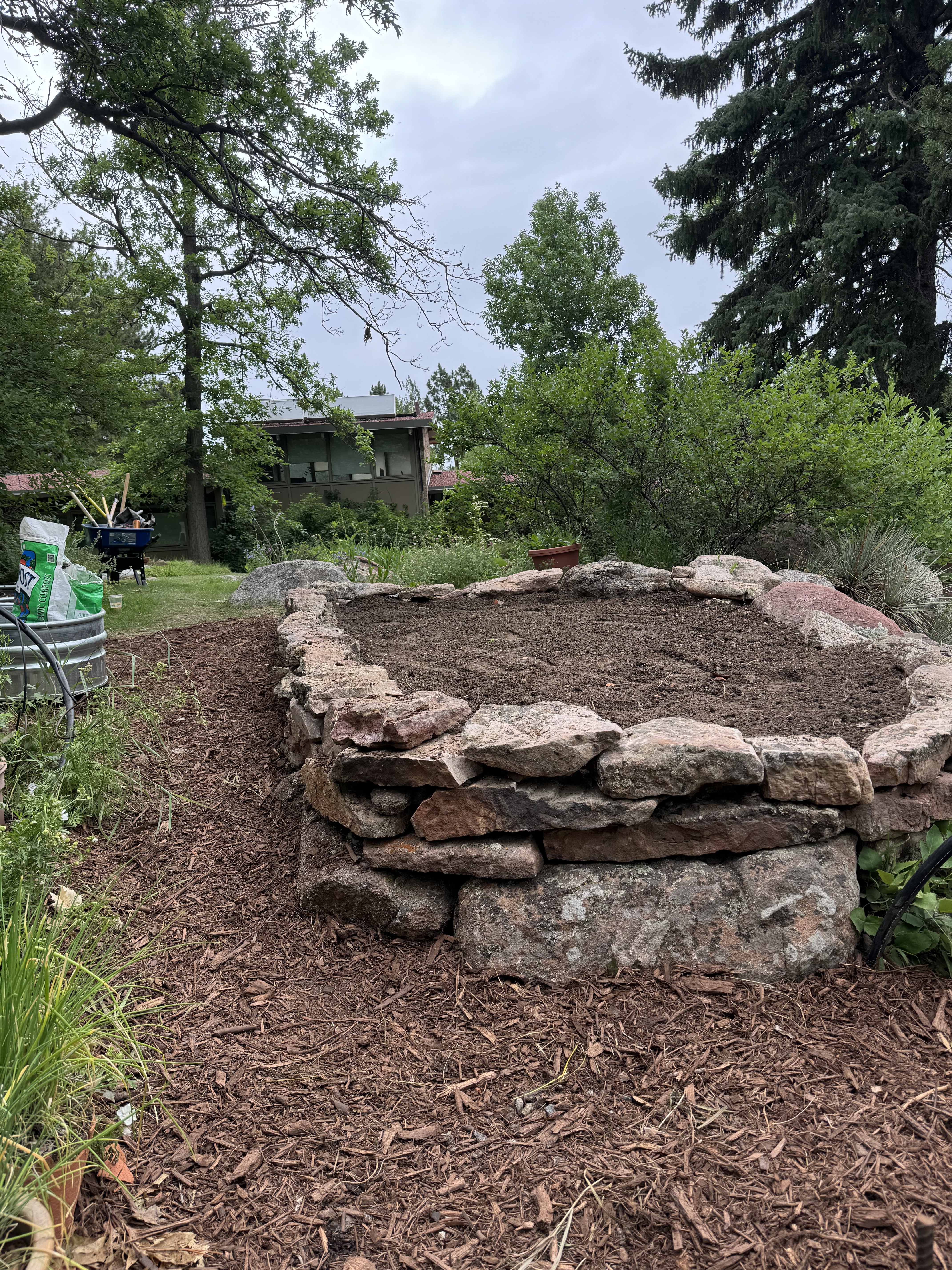 Regenerative raised garden bed